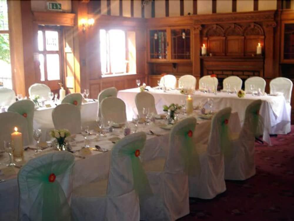 The Amblehurst Hotel Sale Restaurace fotografie